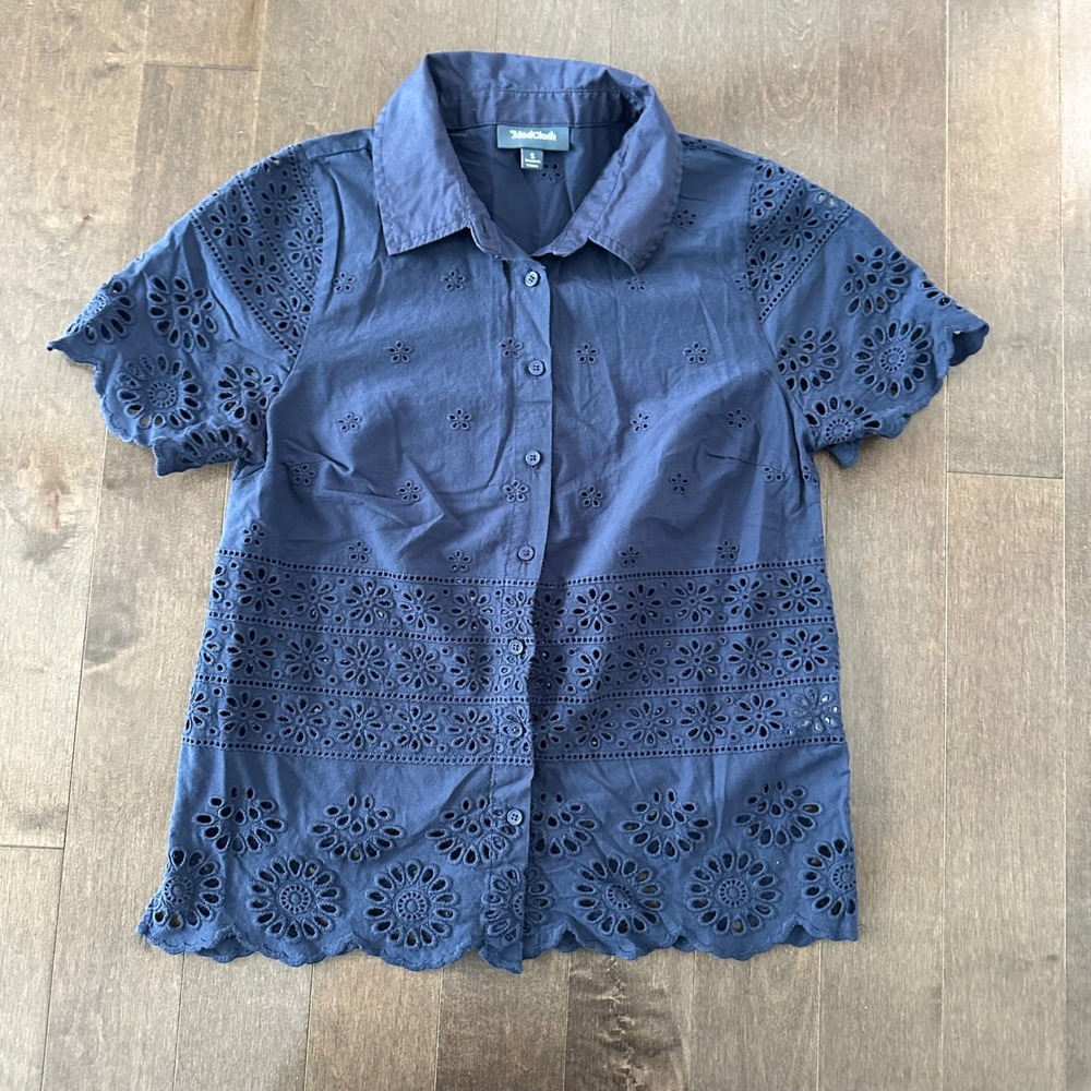 ModCloth Eyelet Short‎ Sleeve Scalloped Hem Floral Coastal Preppy Dainty Blue S